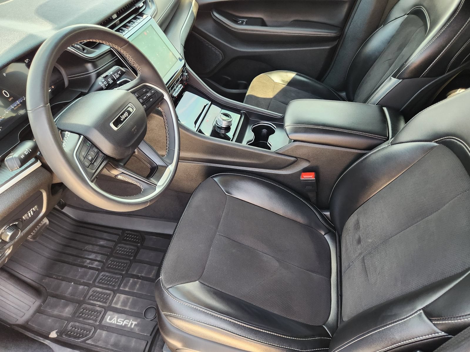 2023 Jeep Grand Cherokee L Altitude X 4x4