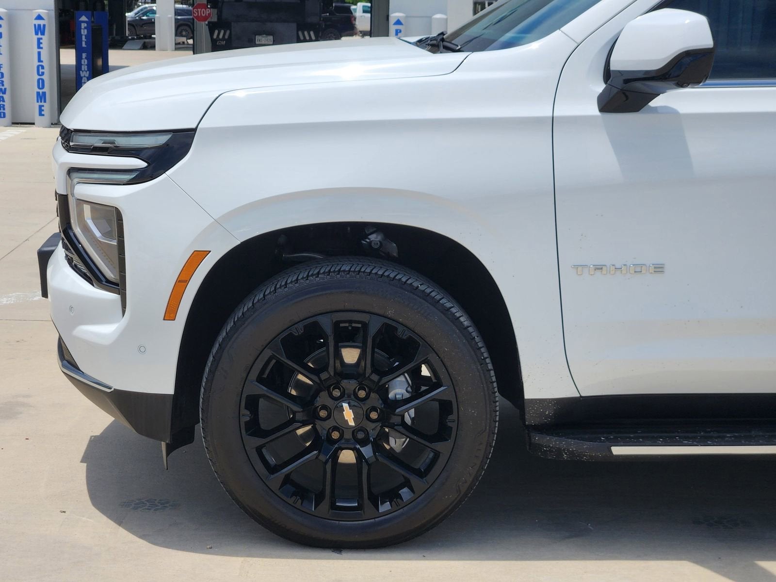 2025 Chevrolet Tahoe LS