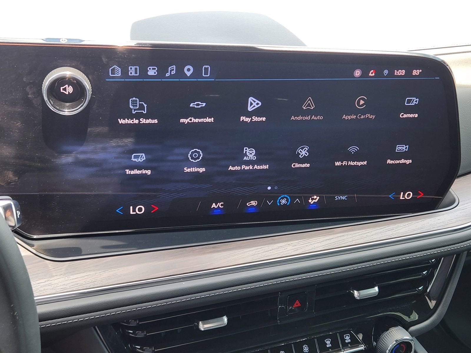 2025 Chevrolet Tahoe LS