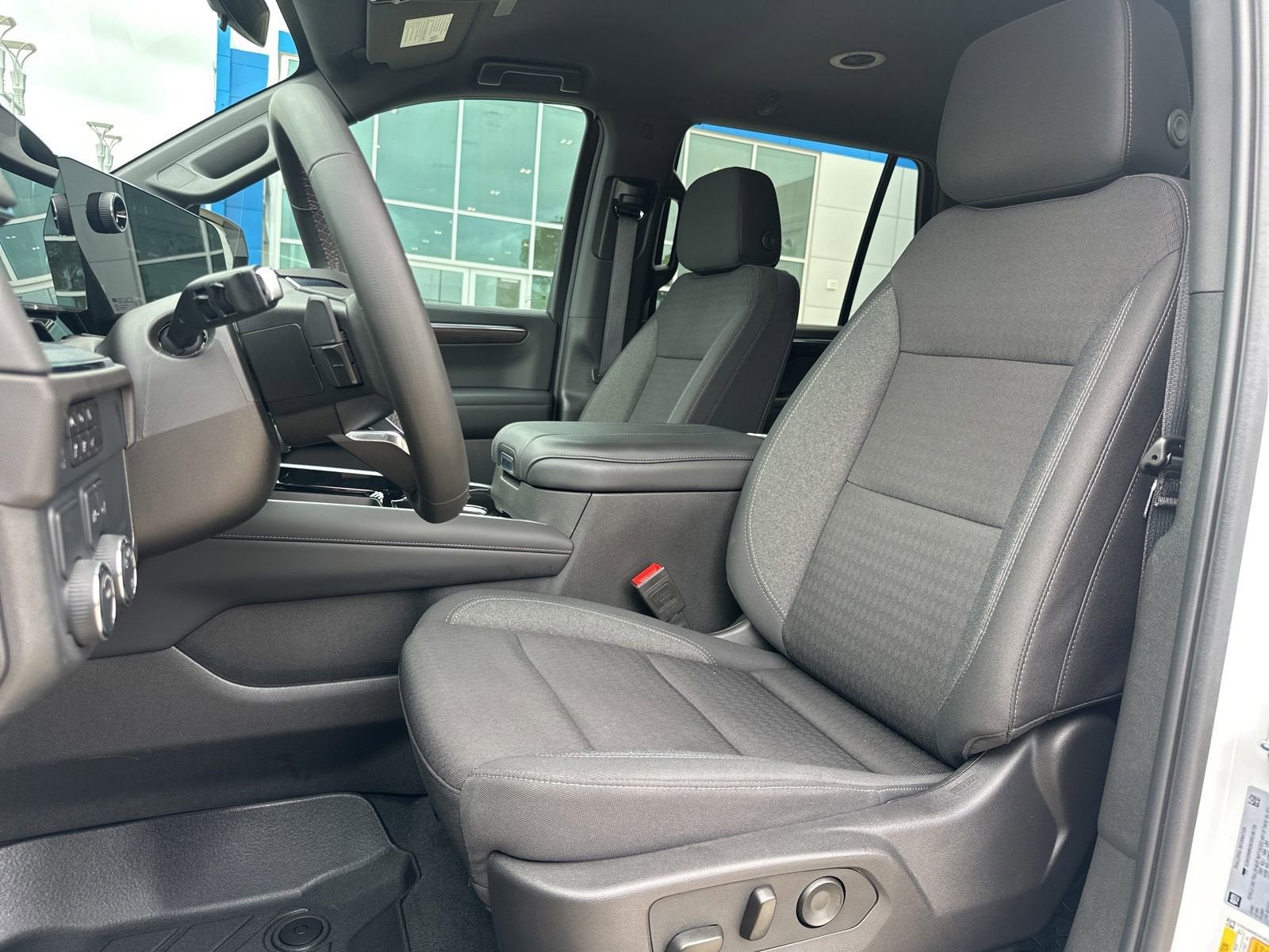 2025 Chevrolet Tahoe LS