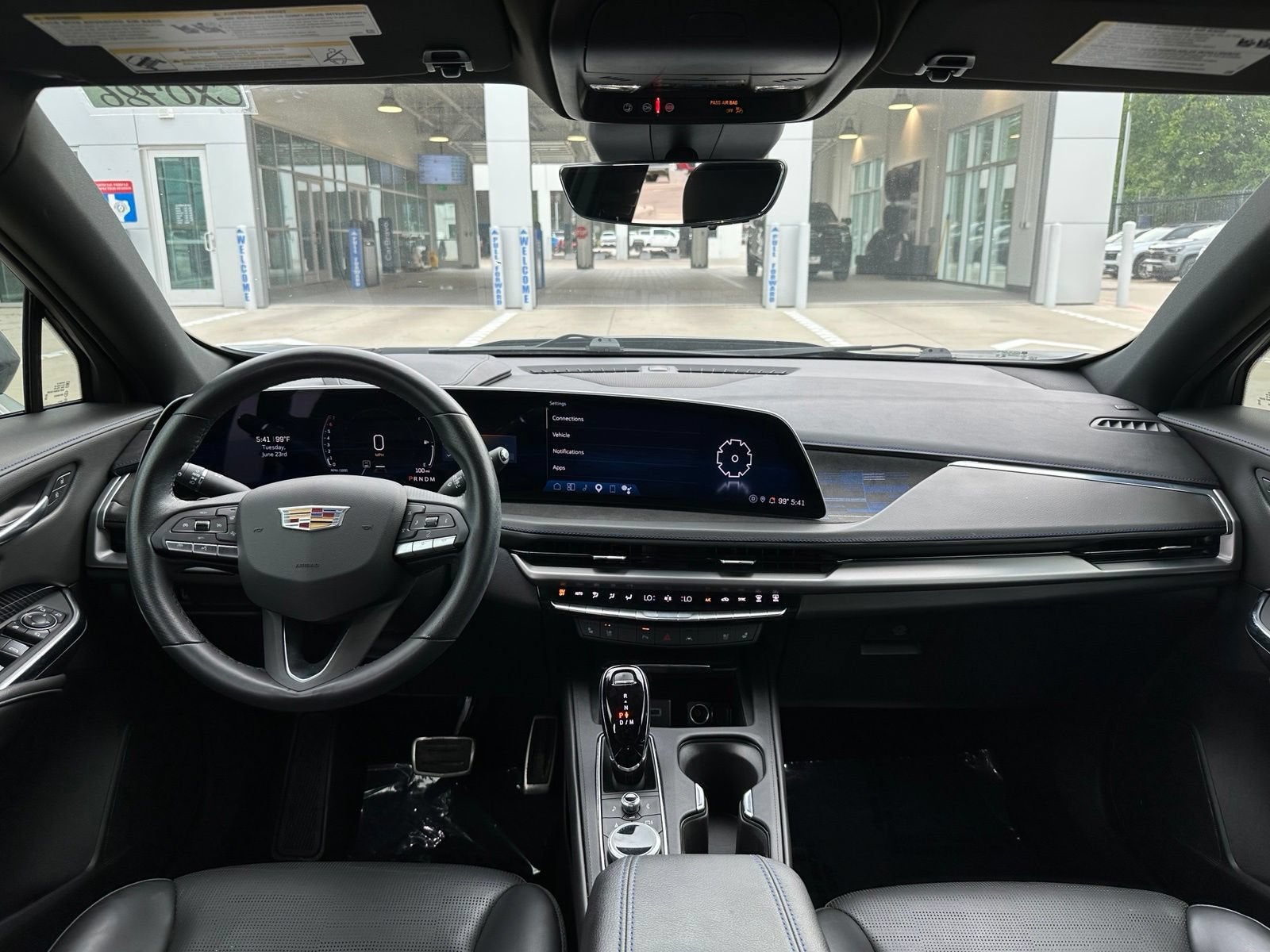 2024 Cadillac XT4 Sport