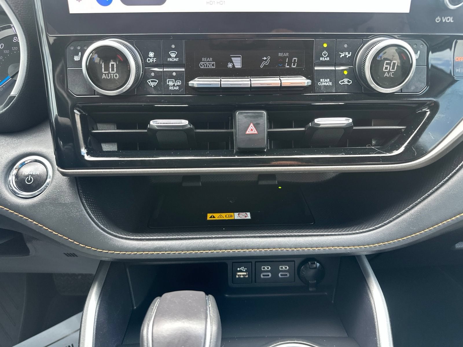 2023 Toyota Highlander Hybrid XLE Bronze