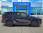 2023 Toyota Highlander Hybrid XLE Bronze