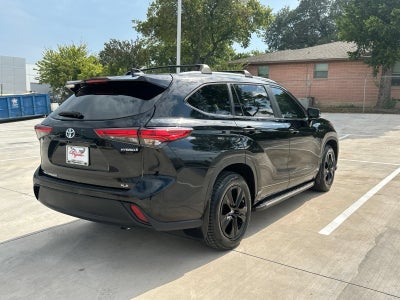 2023 Toyota Highlander Hybrid XLE Bronze