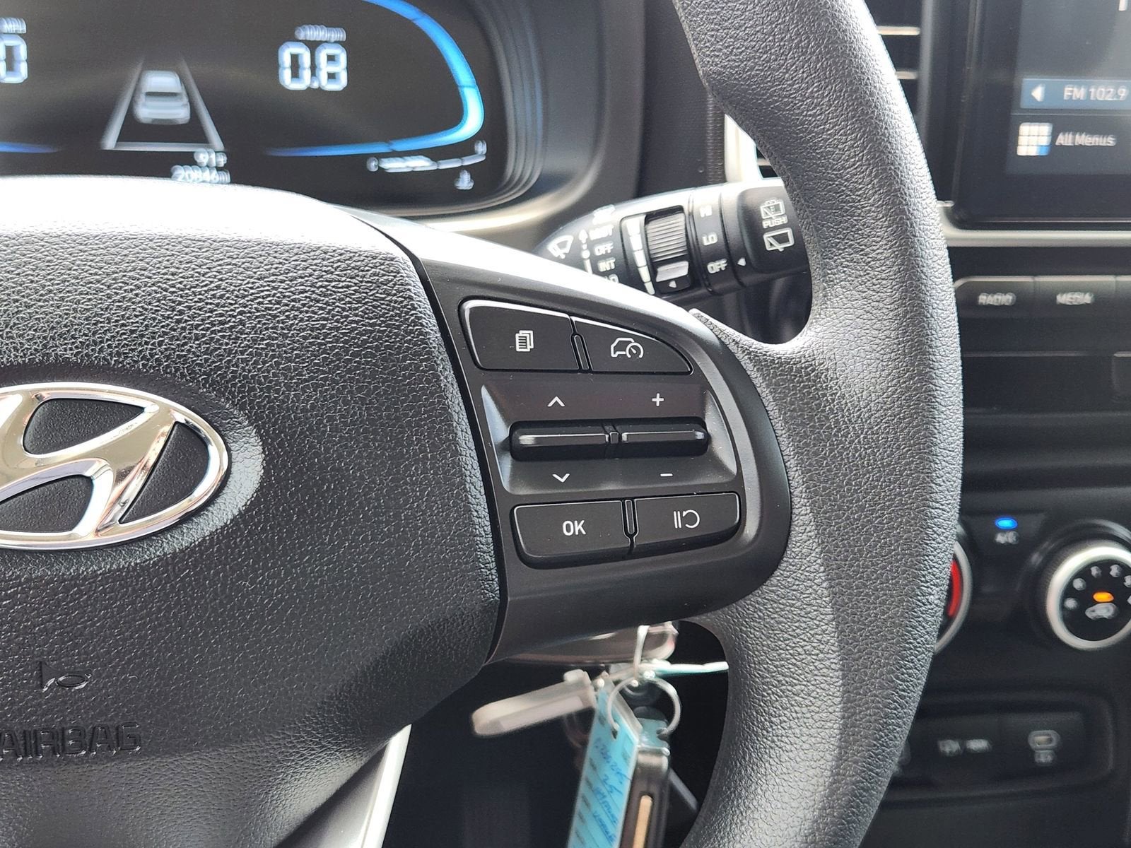 2025 Hyundai Venue SE