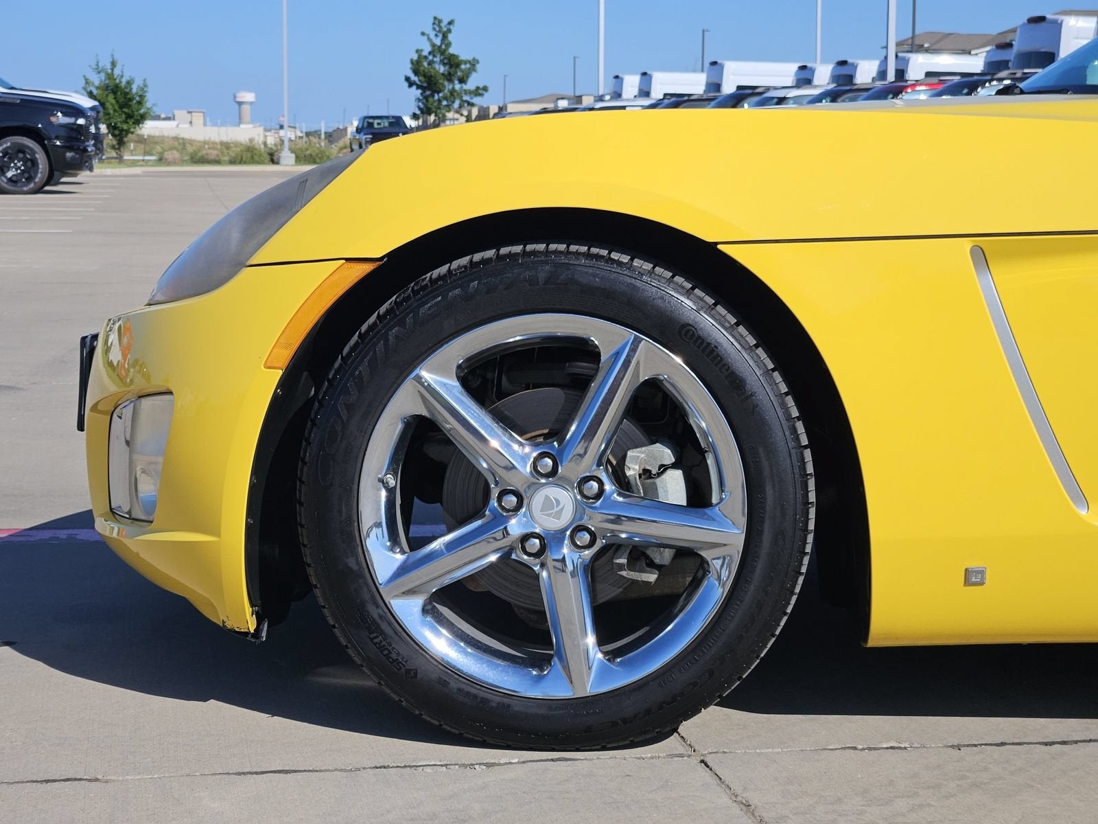 2009 Saturn Sky Red Line