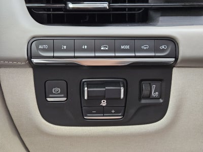 2023 Cadillac Escalade ESV Sport Platinum