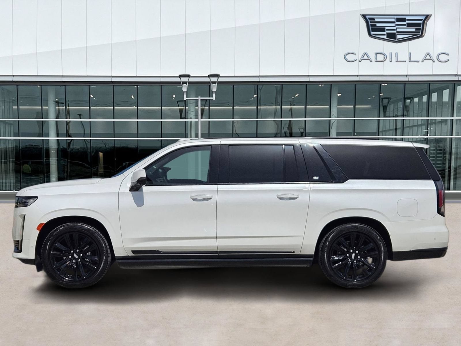 2023 Cadillac Escalade ESV Sport Platinum