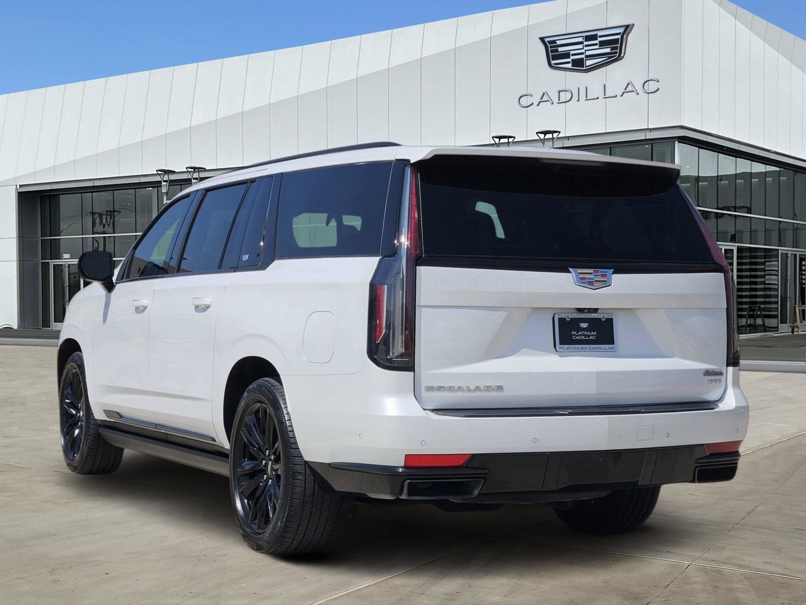 2023 Cadillac Escalade ESV Sport Platinum