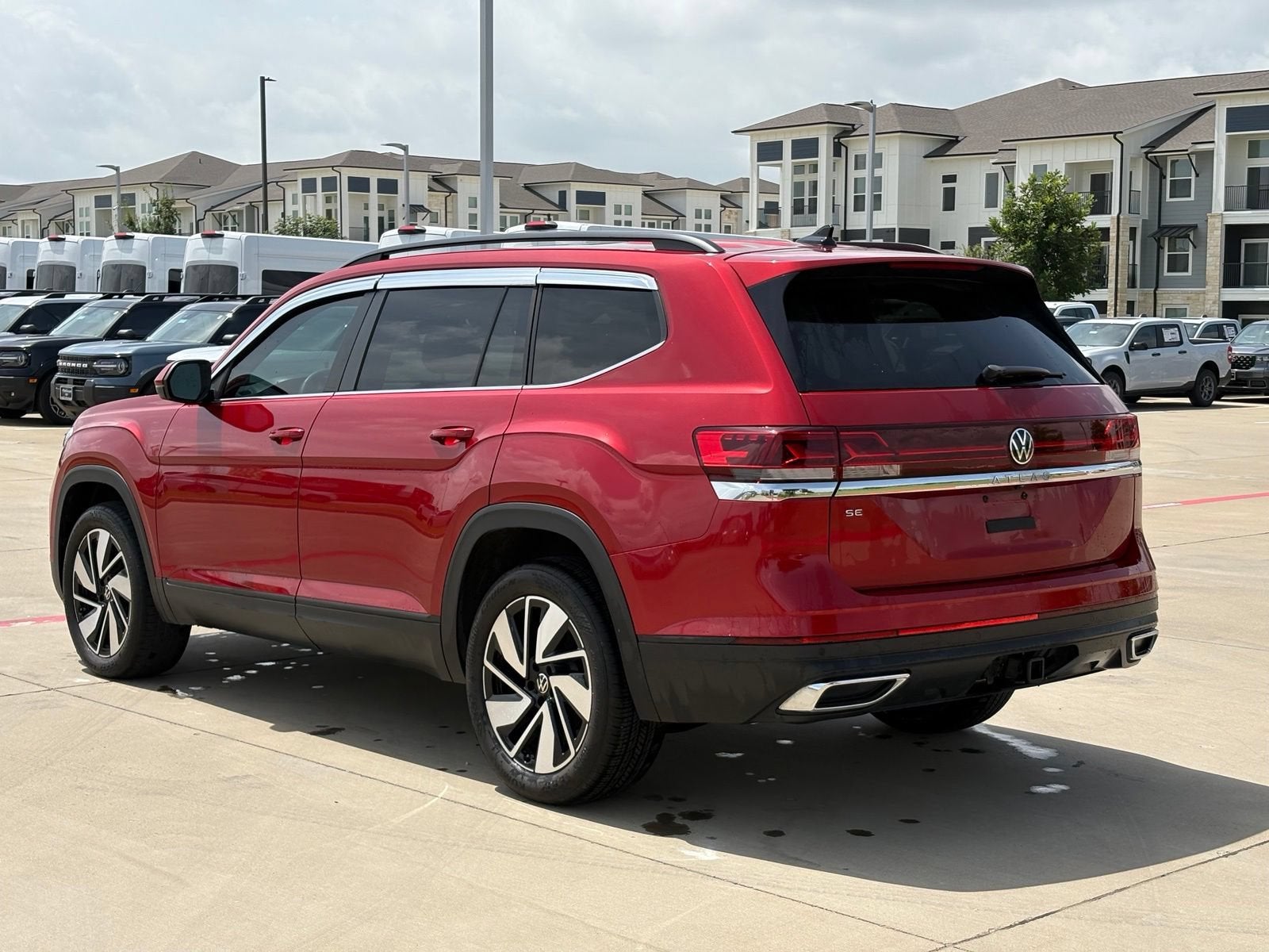 2024 Volkswagen Atlas 2.0T SE w/Technology