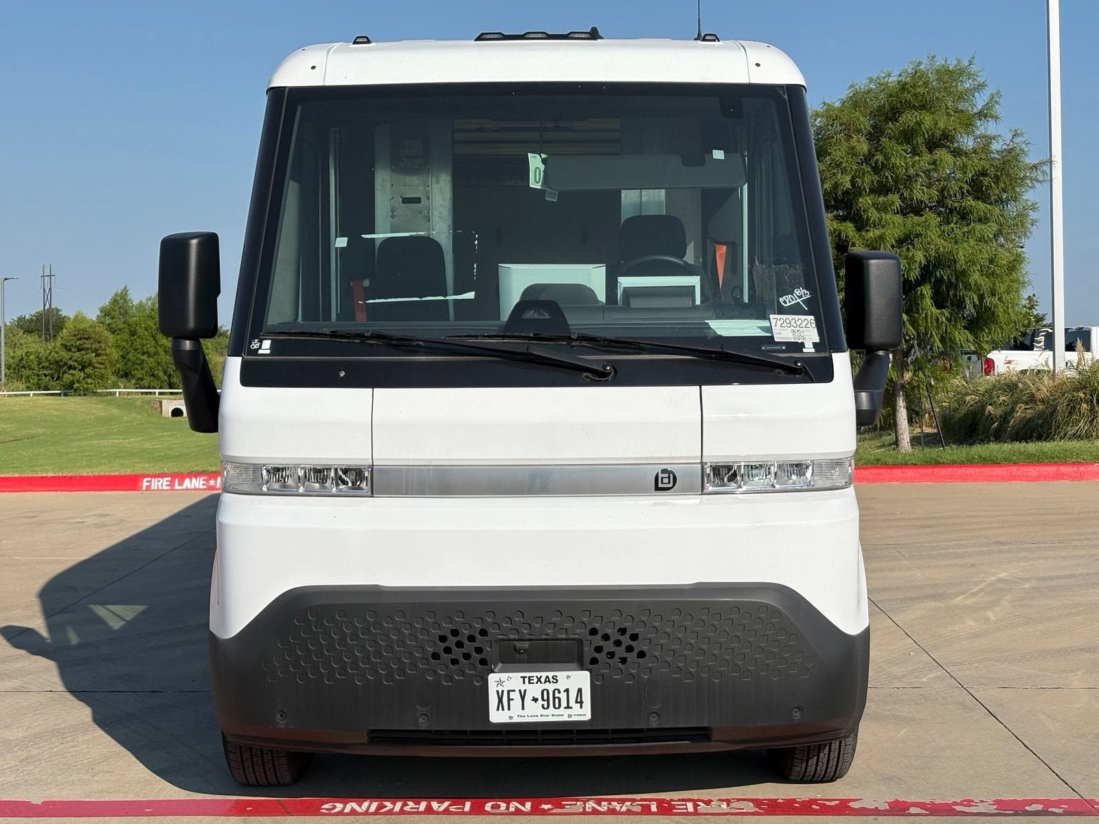 2024 BrightDrop Zevo 600 EJY