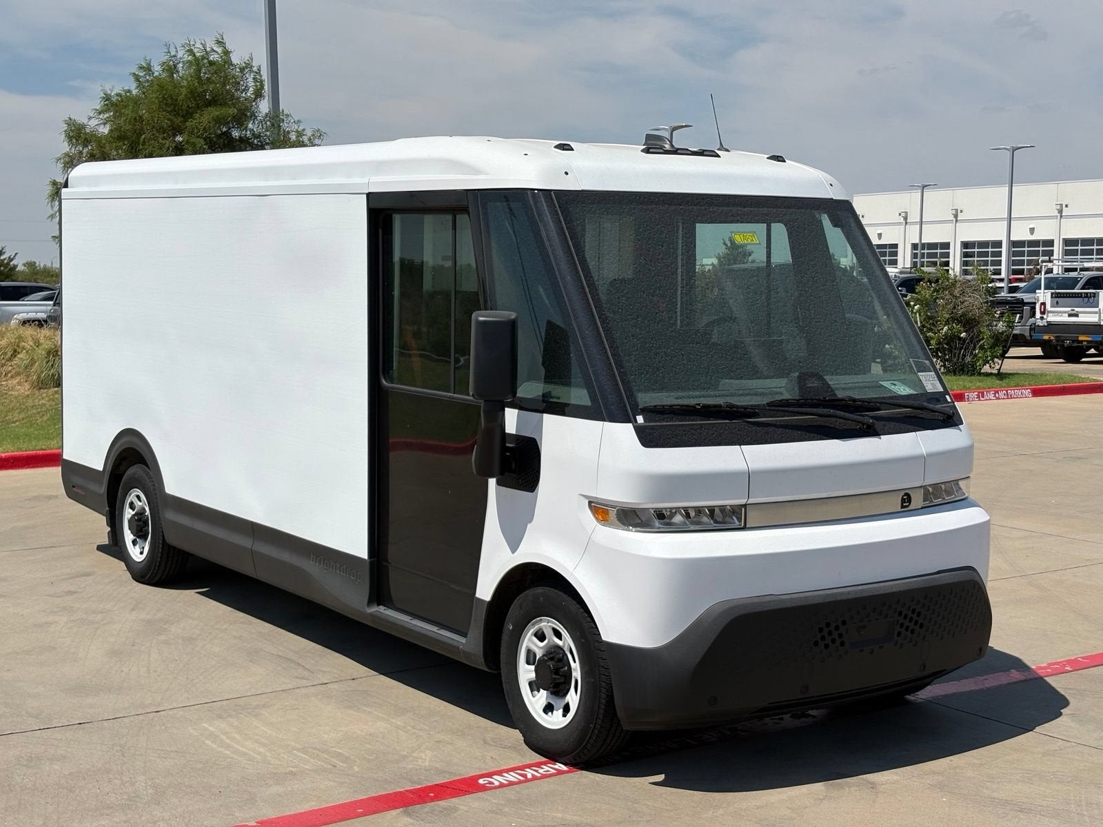 2024 BrightDrop Zevo 600 EJY