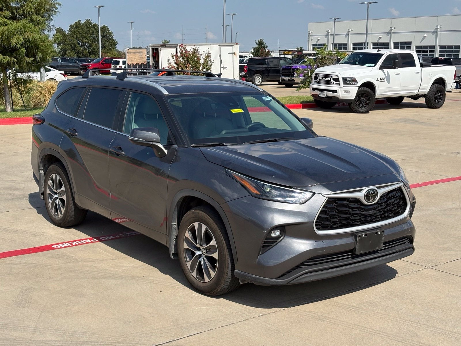 2023 Toyota Highlander XLE