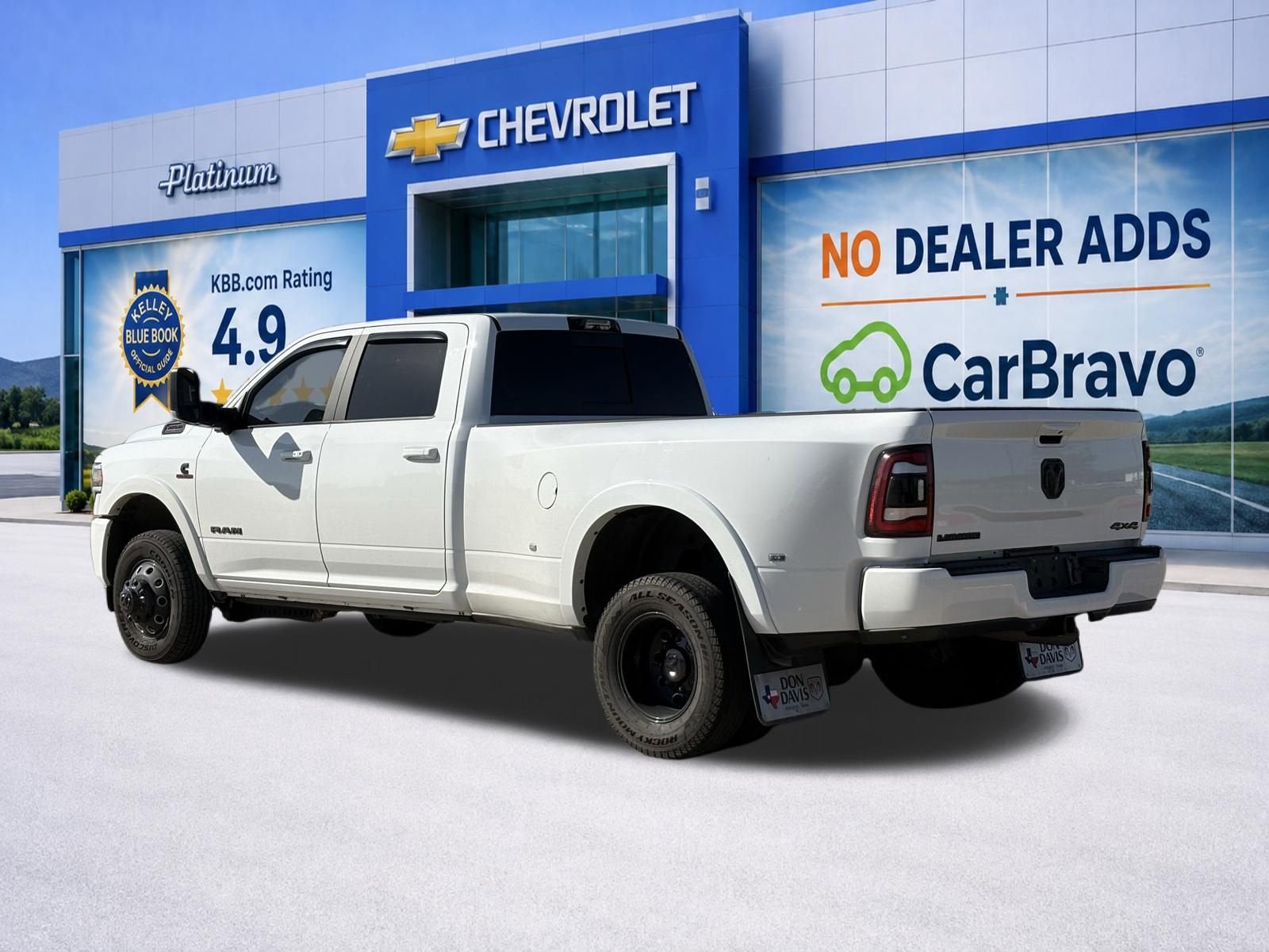 2022 RAM 3500 Laramie Crew Cab 4x4 8' Box