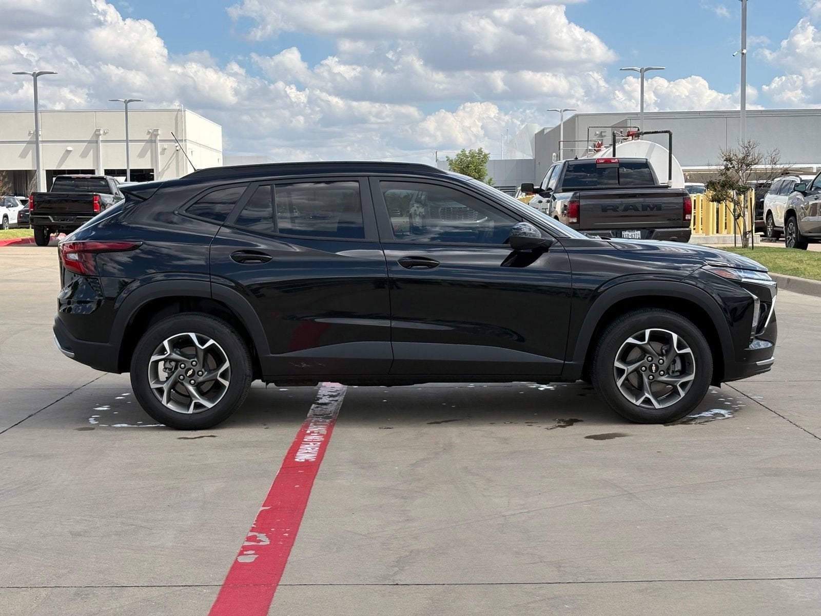 2024 Chevrolet Trax LT