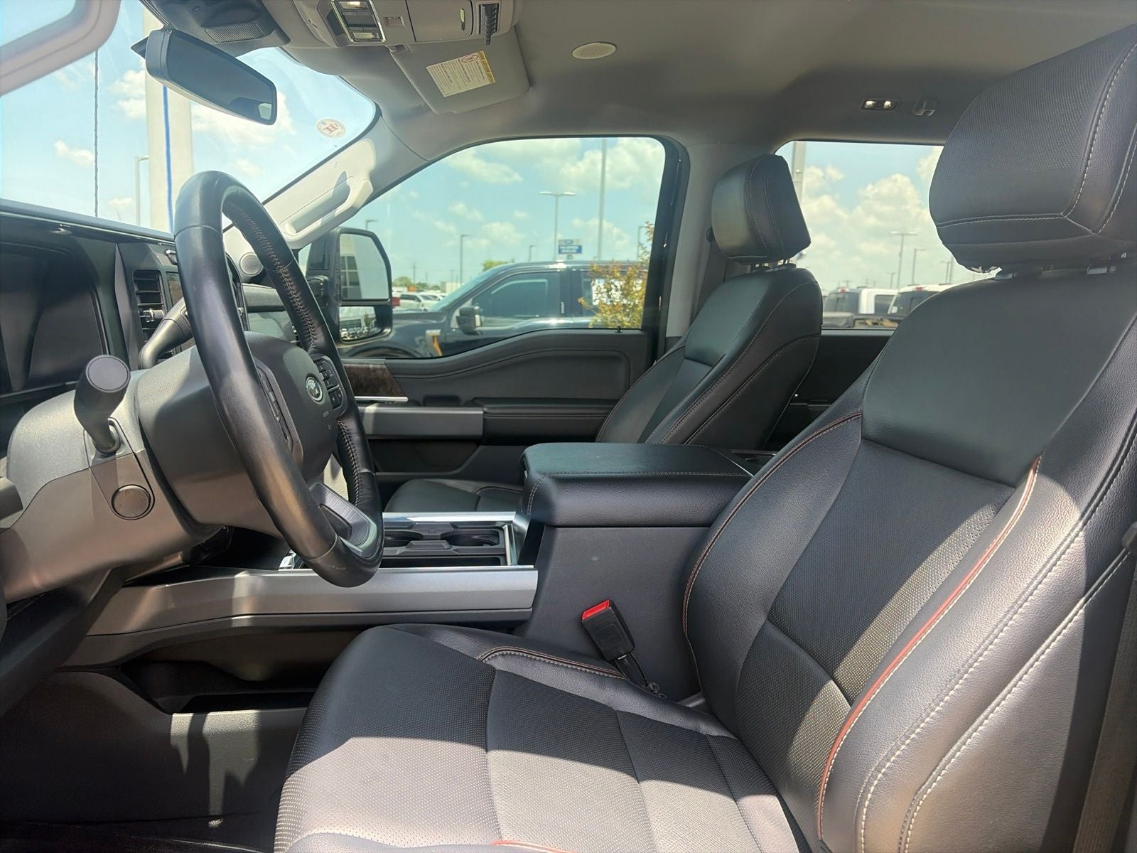 2023 Ford F-350SD Lariat
