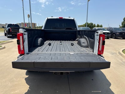 2025 Ford F-350SD Lariat DRW