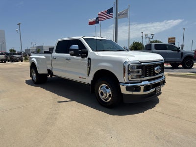 2025 Ford F-350SD Lariat DRW